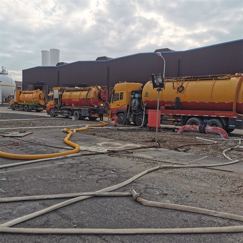 通川污水池清理